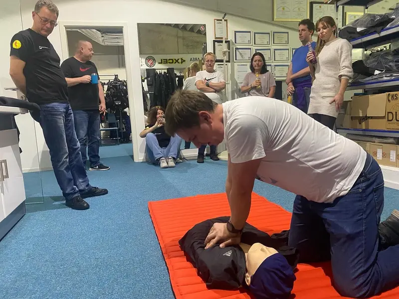 1. Hilfe Kurs React right / EFR