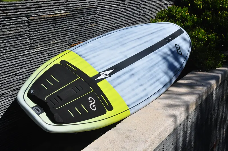 Board Eleveight Escape Pro V1