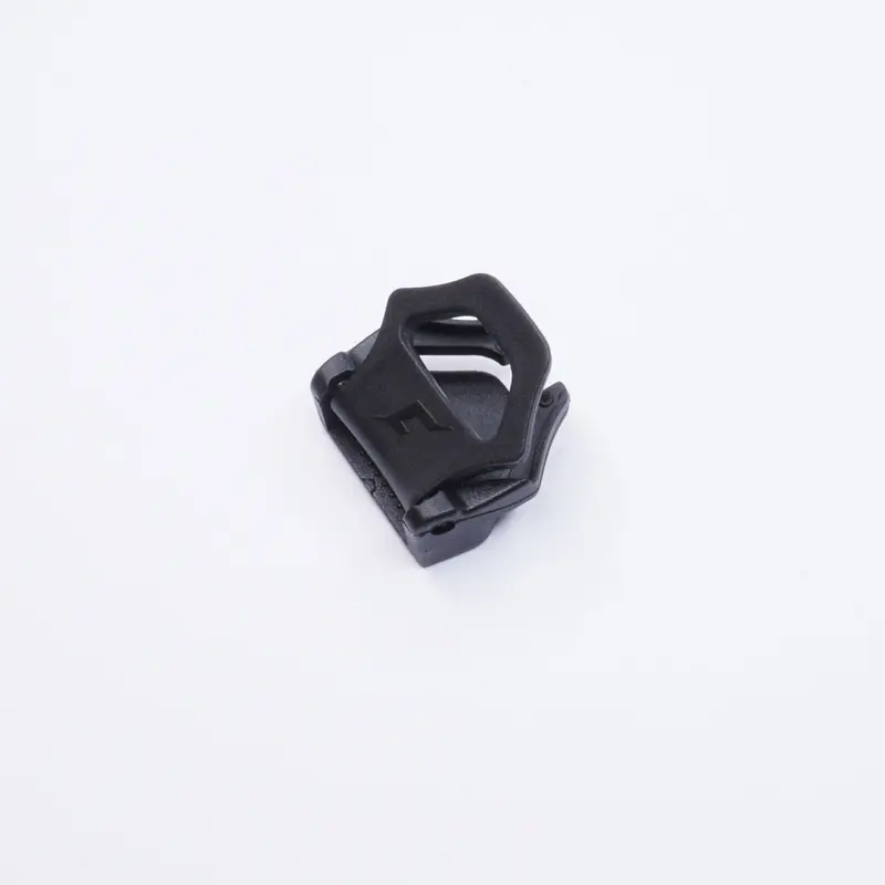 Cratoni Gurtverteiler C-Clip 2.0 black