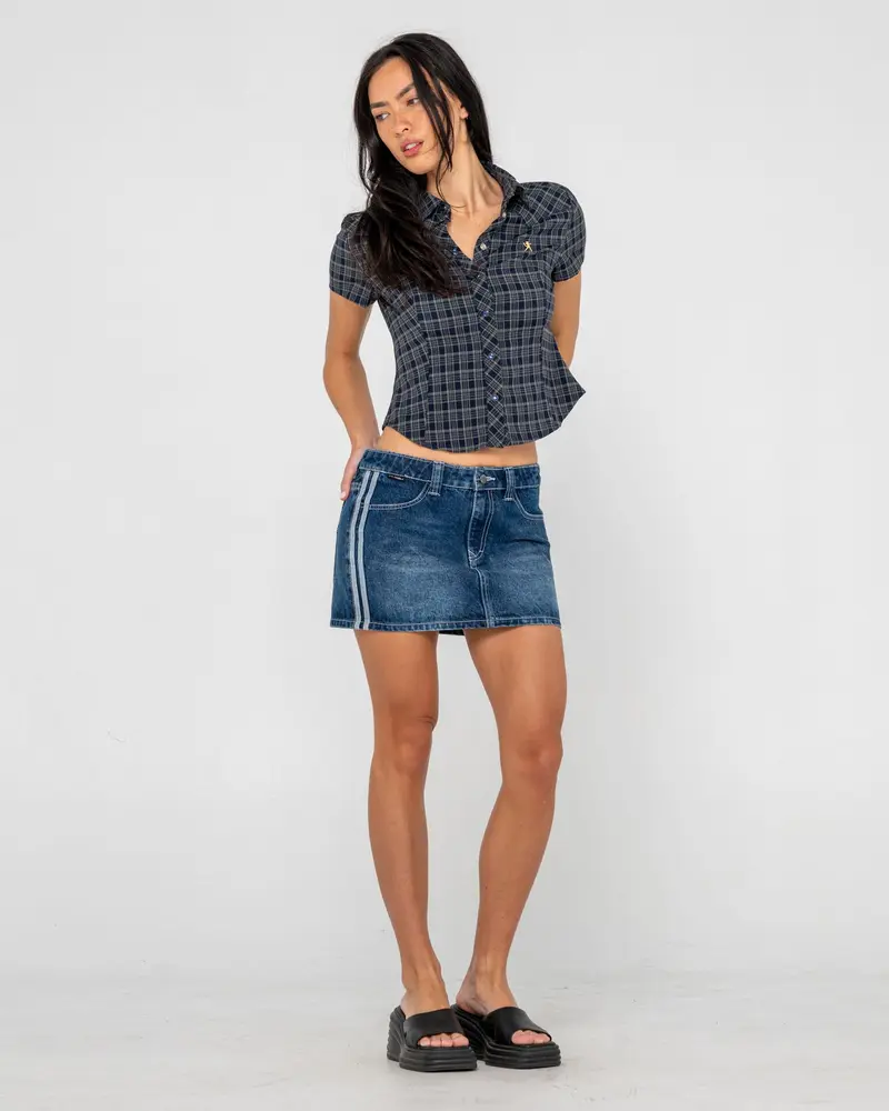 Flip Mommy DIY Mini Denim Skirt