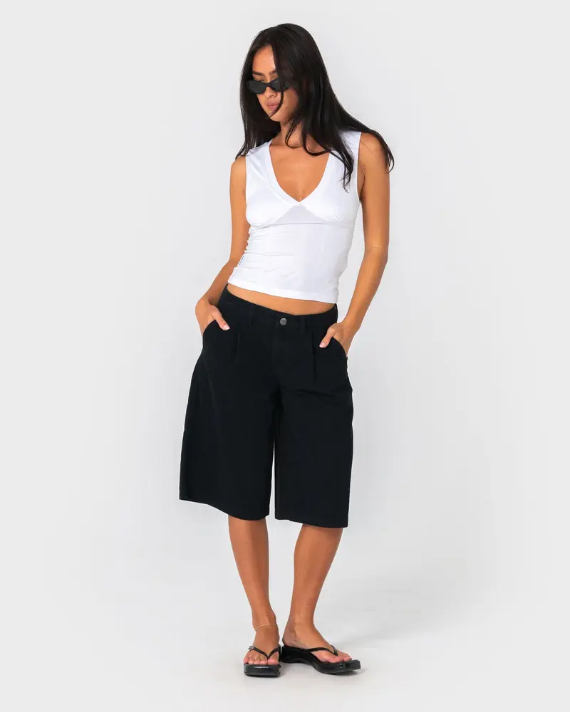 Larry Low Rise Pleated Bermuda Shorts