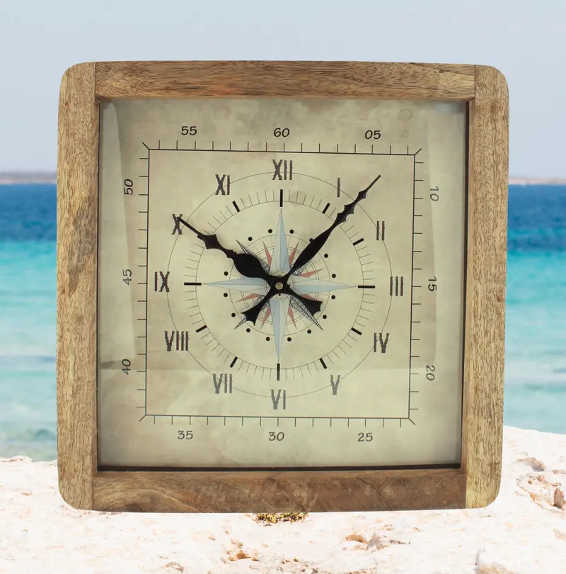 maritime Wanduhr- Mangoholz, bemalt- Beach- Windrose