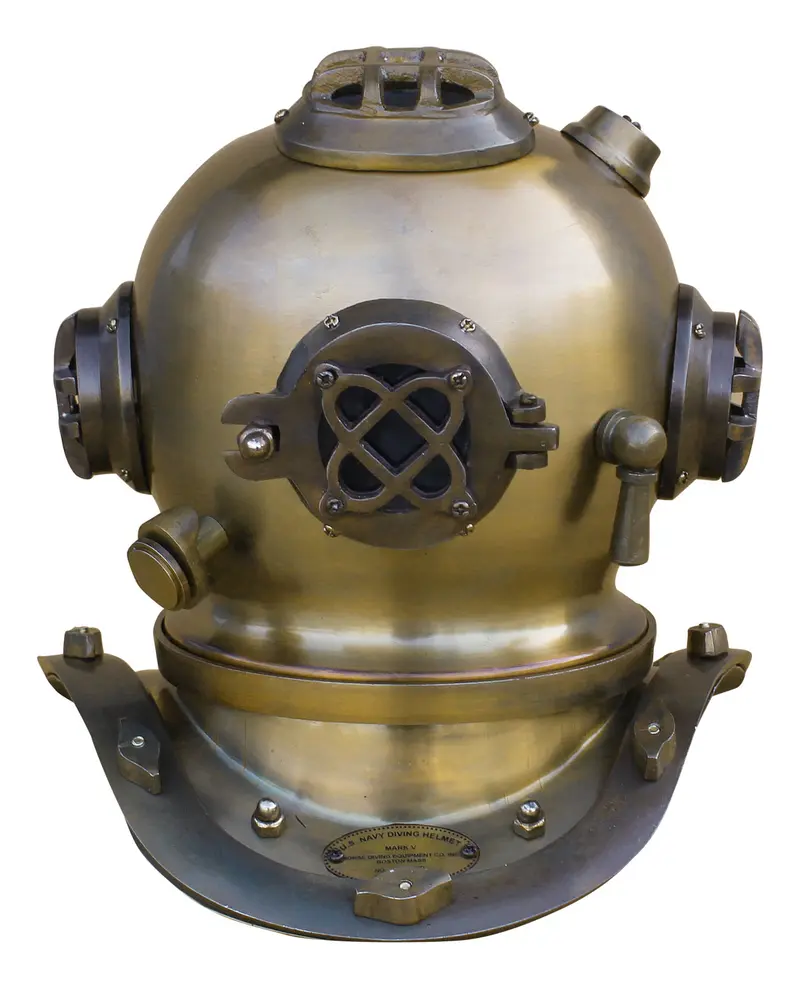 Massiver Taucherhelm auf Holz- Eisen und Messing antik- Seefahrt- Nautik 24 cm- Taucherglocke