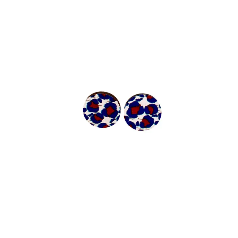 Ohrstecker aus Holz im Leo-Style – Blau & Rot | 15mm | Nickelfrei