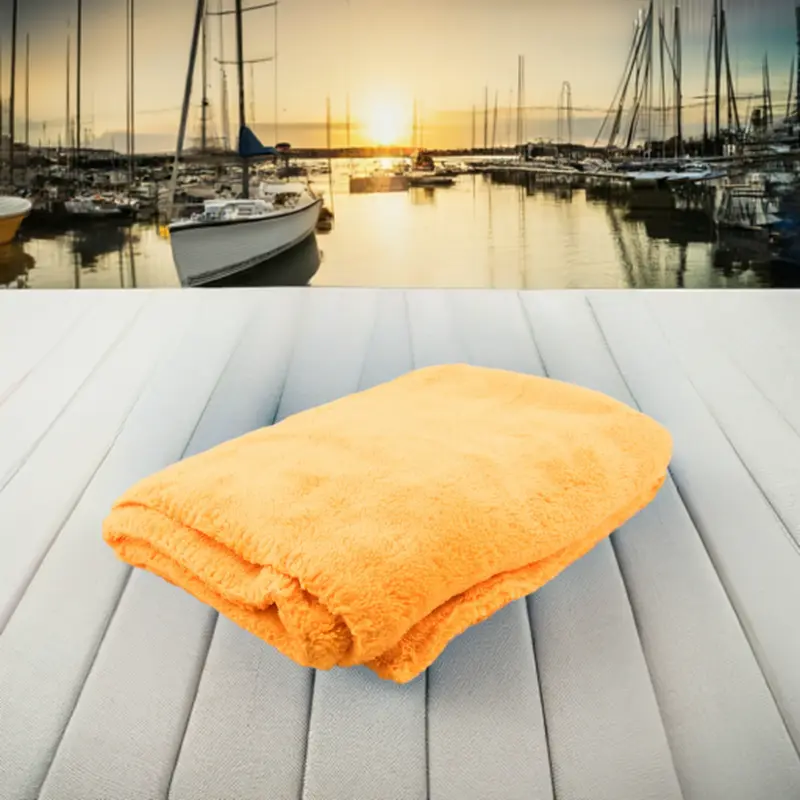 Orange Towel – Premium Mikroplüsch‑Tuch für Boot & Caravan‑Pflege