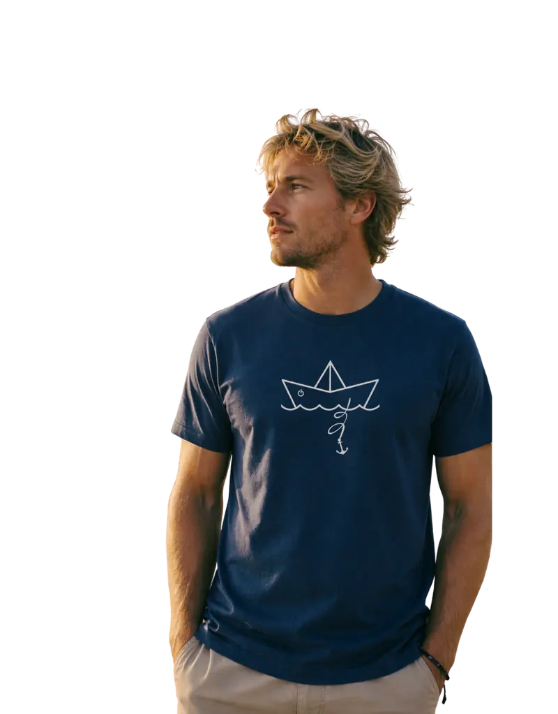 Papierschiff T-Shirt – Maritimes Design