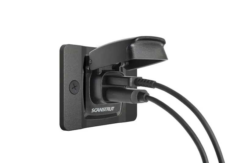 Scanstrut ROKK Flip-Pro USB-Steckdose SC-USB-F2 – spritzwasserdicht IPX4, 1× USB-A + 1× USB-C