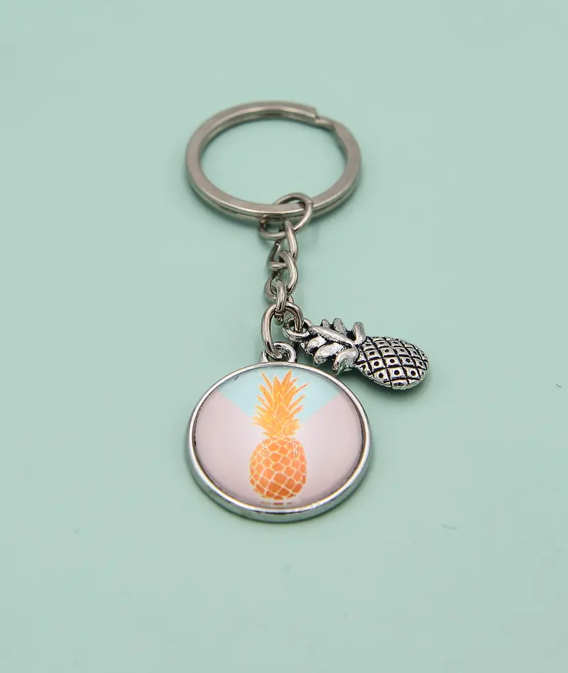 Schlüsselanhänger mit Ananas 20mm